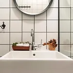 Апартамент Beautiful Location Mouse *