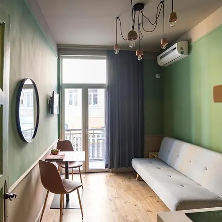 Apartman Beautiful Location Mouse