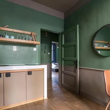 Beautiful Location Mouse Apartment *
